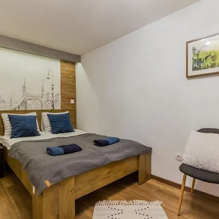 Charming By Nw Appartement *
