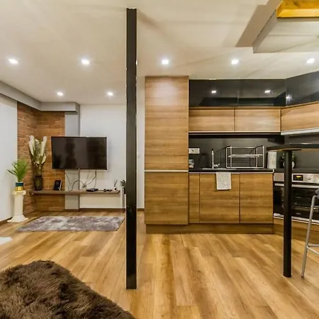 Charming By Newave * 布达佩斯